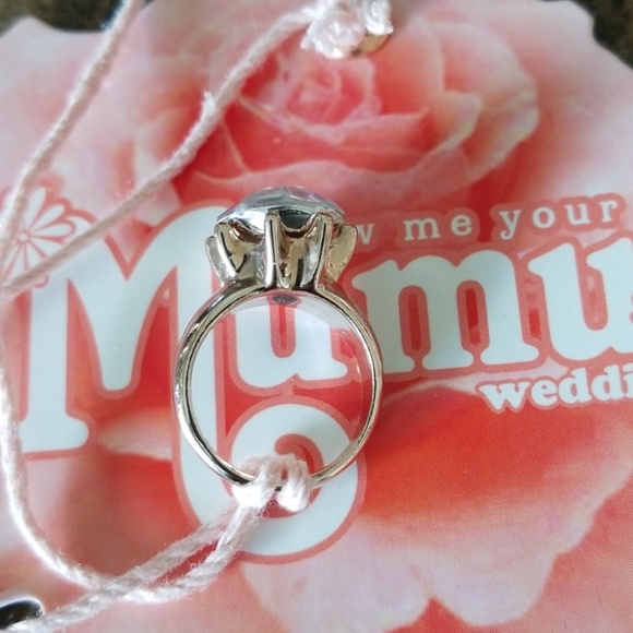 🎁NWT Show me Your Mumu cocktail ring - Picture 6 of 8